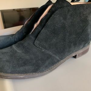 ✨ Franco Sarto black booties ✨